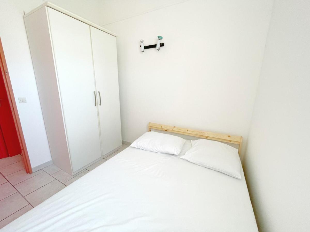Charmant 2 Pieces Avec Mezzanine, Parking, A 300M De La Plage Et Commerces - Fr-1-338-502 Sete Exterior photo