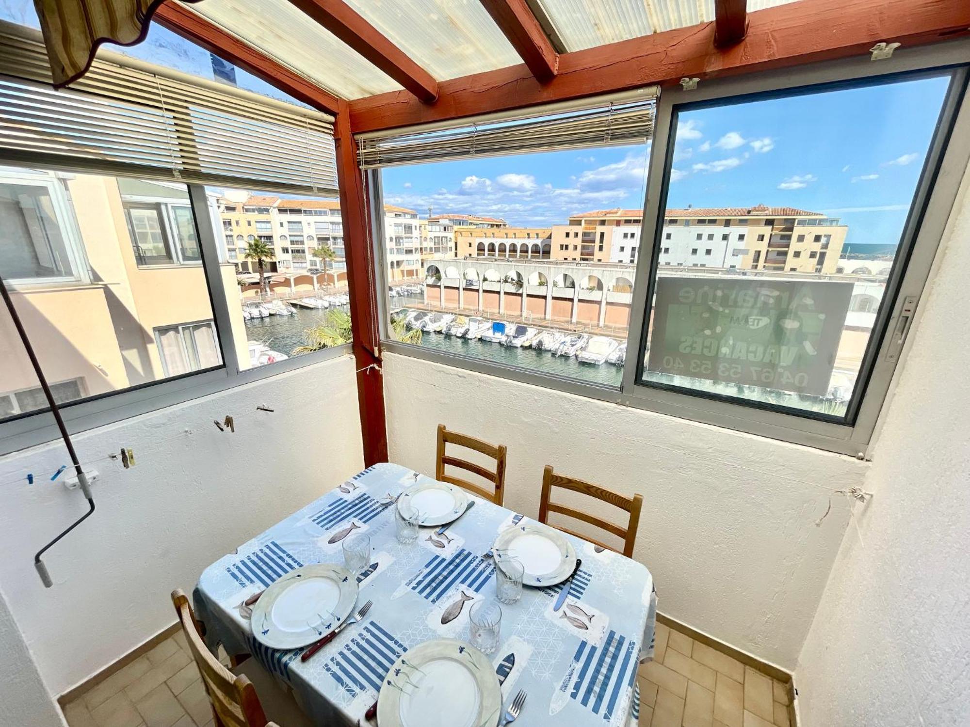 Charmant 2 Pieces Avec Mezzanine, Parking, A 300M De La Plage Et Commerces - Fr-1-338-502 Sete Exterior photo